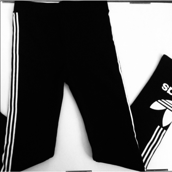 🚨NWT🚨 ADIDAS TREFOIL 3STRIPES LEGGINGS - Picture 5 of 7